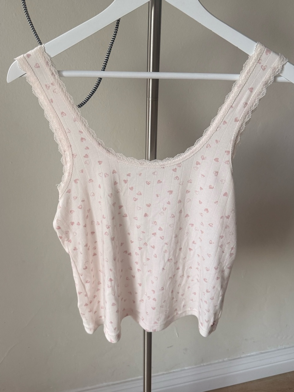 Danskin Cream-Pink Ribbed Lace-Trim Tank Top